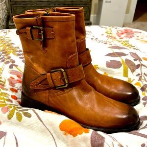 Alberto Fermani leather boots 8.5